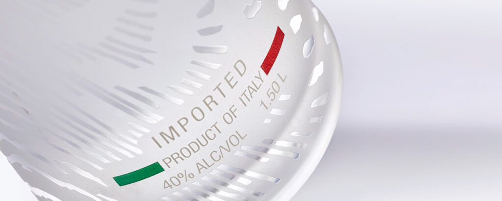 Luxury Vodka Warsaw Nightlife: The New Icon – Roberto Cavalli Vodka bottle detail showing Italian origin and premium craftsmanship in a Warsaw luxury nightlife context